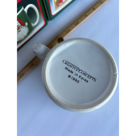 Vintage 1990 Set of 2 Christmas Santa Claus Mugs Creative Concepts Green Red - Picture 3 of 7